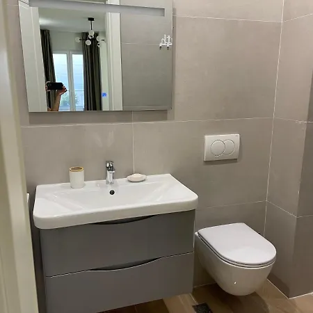 Deluxe * Škalngur