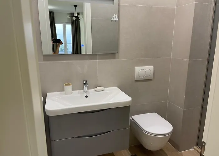 Deluxe 3* Škalngur